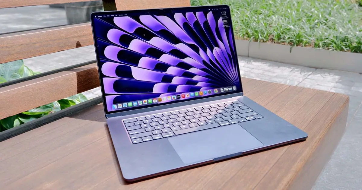 Apple MacBook Air 15-inch Laptop with M4 Chip